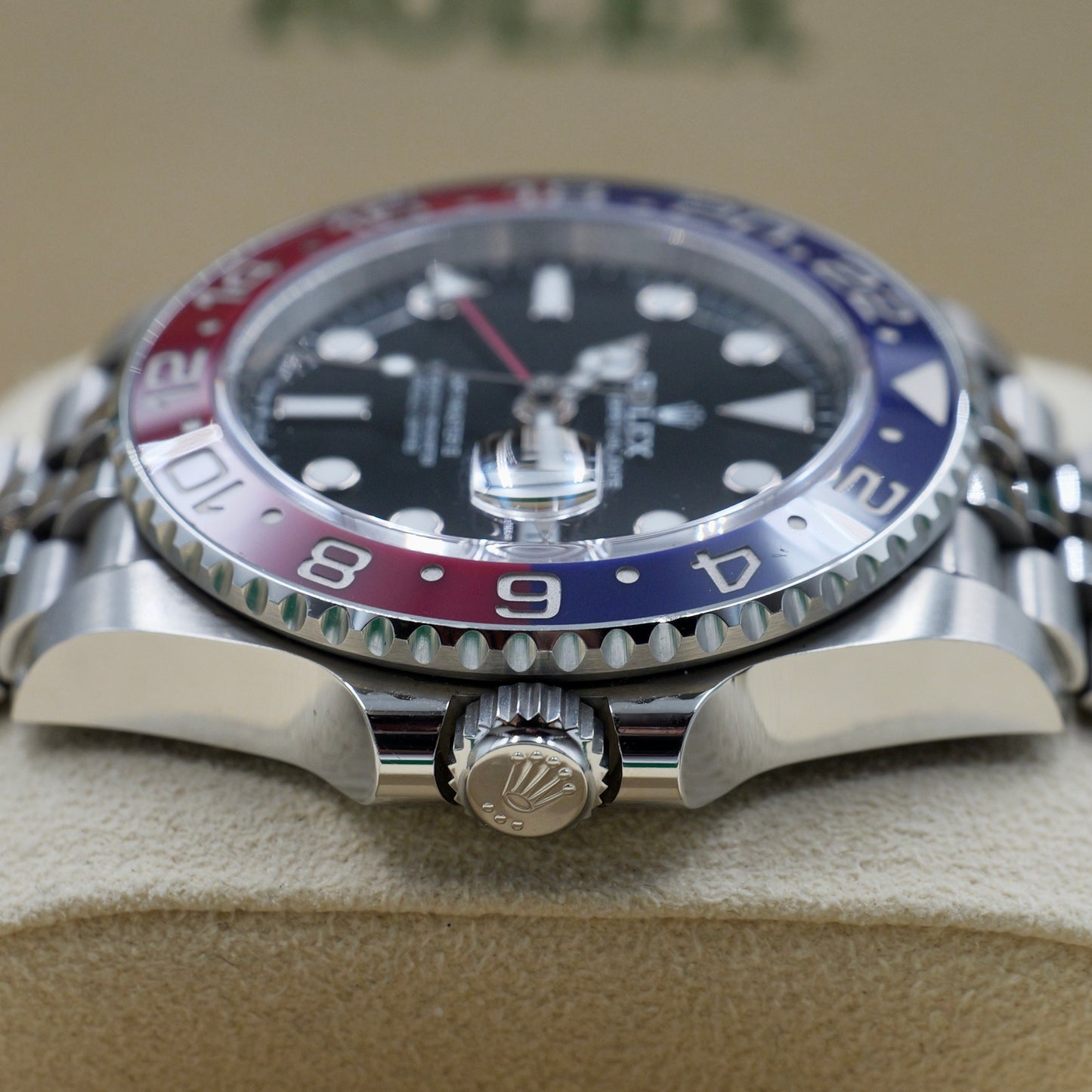 Rolex GMT-Master II 'Pepsi' Jubilee 126710BLRO - Full Set (2023)