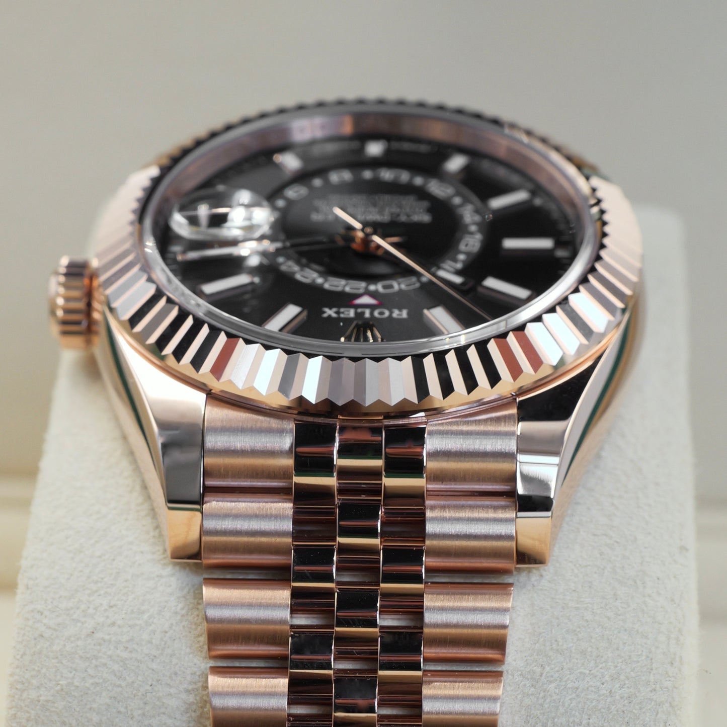 Rolex Sky-Dweller £51,997 Rhodium Dial 336935 - Full Set (2025)