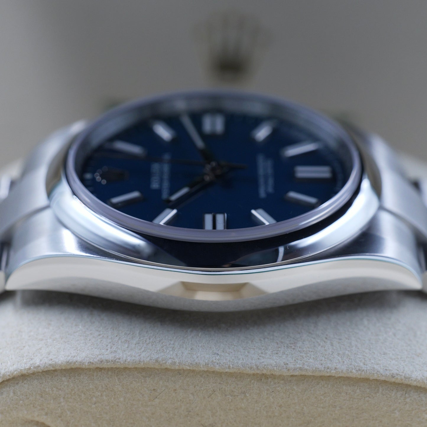 Rolex Oyster Perpetual Med Blue 134300 - Full Set (2025)