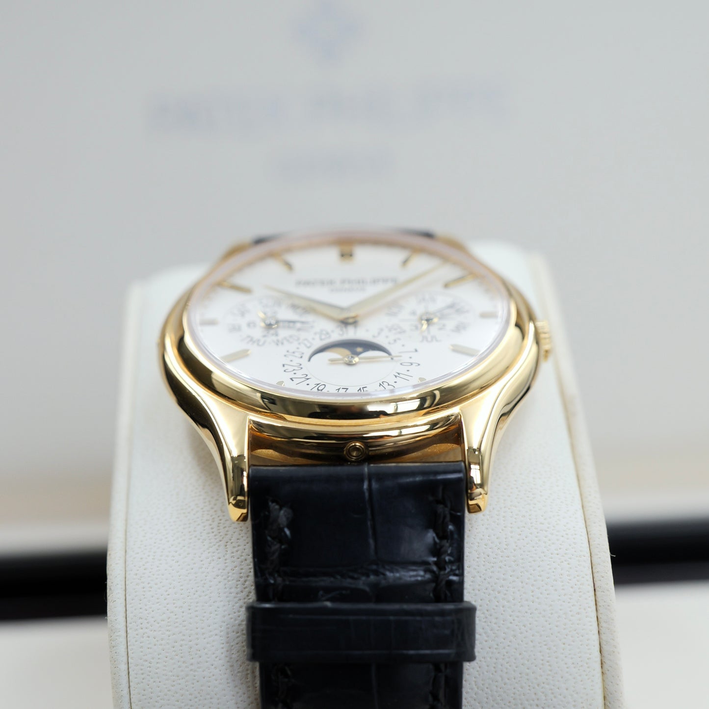 Patek Philippe Perpetual Calendar 5140J - Full Set (2022)
