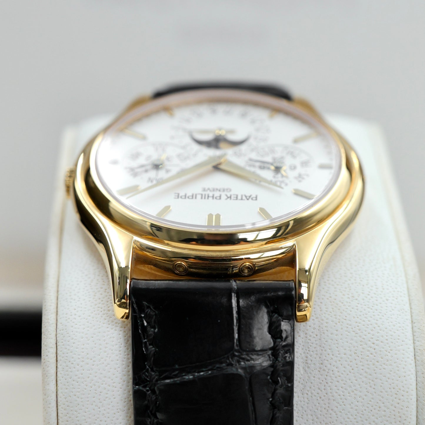 Patek Philippe Perpetual Calendar 5140J - Full Set (2022)