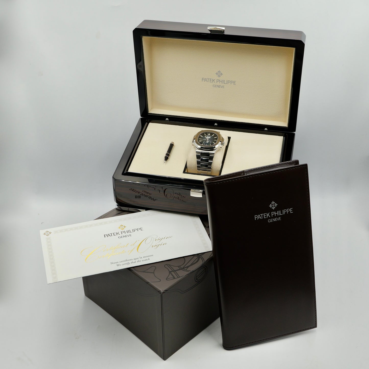 Patek Philippe Nautilus Price on request 5726/1A-014 - Full Set (2023)