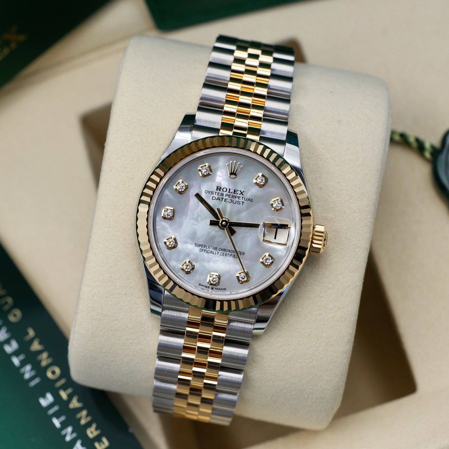 Rolex Datejust 31 Mother of Pearl Dial 278273 - Full Set (2025)