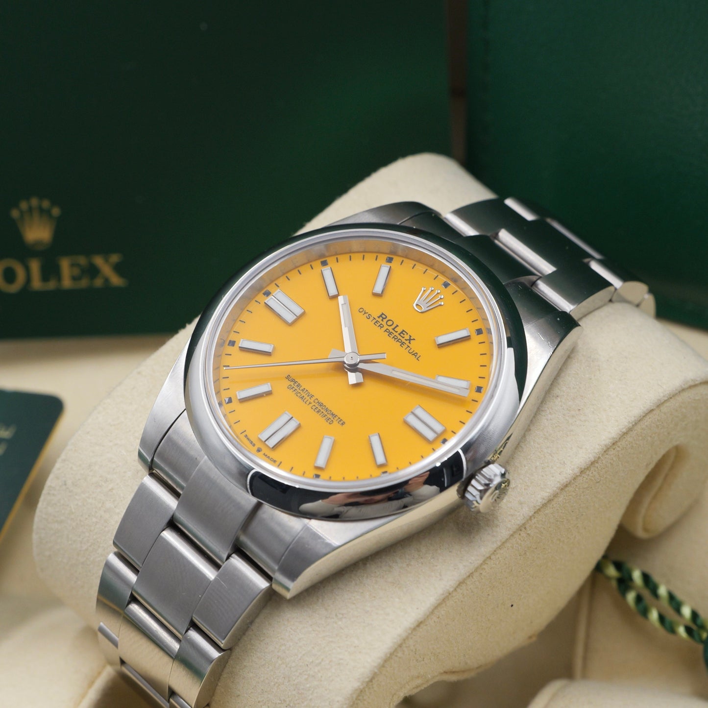 Rolex Oyster Perpetual 41 Mustard Yellow 124300 Full Set 2023