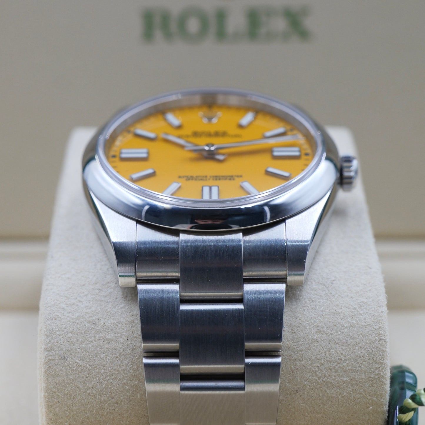 Rolex Oyster Perpetual 41 Mustard Yellow 124300 Full Set 2023