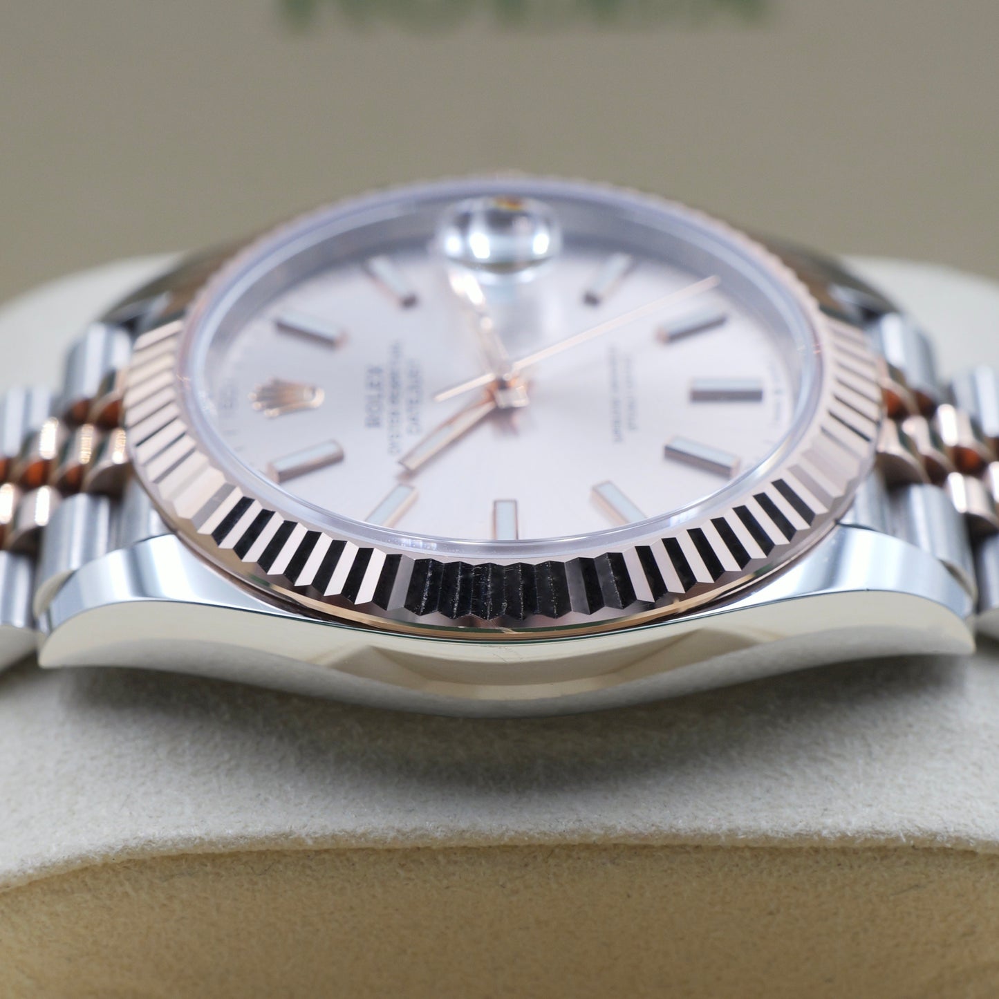 Rolex Datejust 41 Sundust Dial 126331 - Full Set (2022)