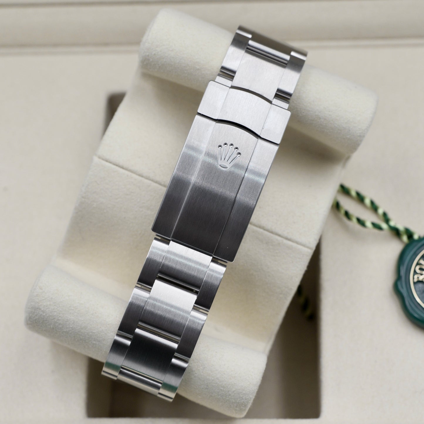 Rolex Oyster Perpetual 36 Pistachio 126000 - Full Set (2025)