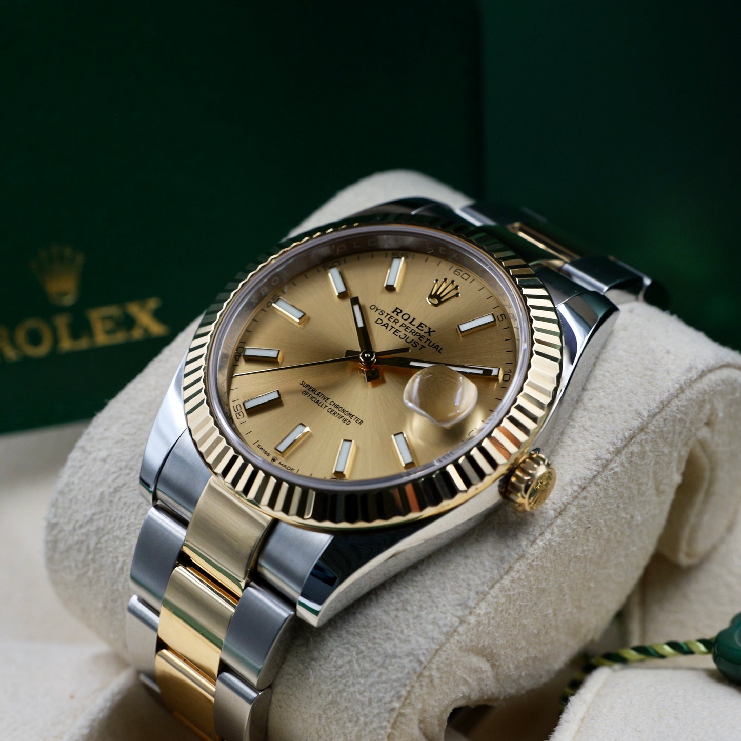 Rolex Datejust 41 Champagne Dial 126333 - Full Set (2022)