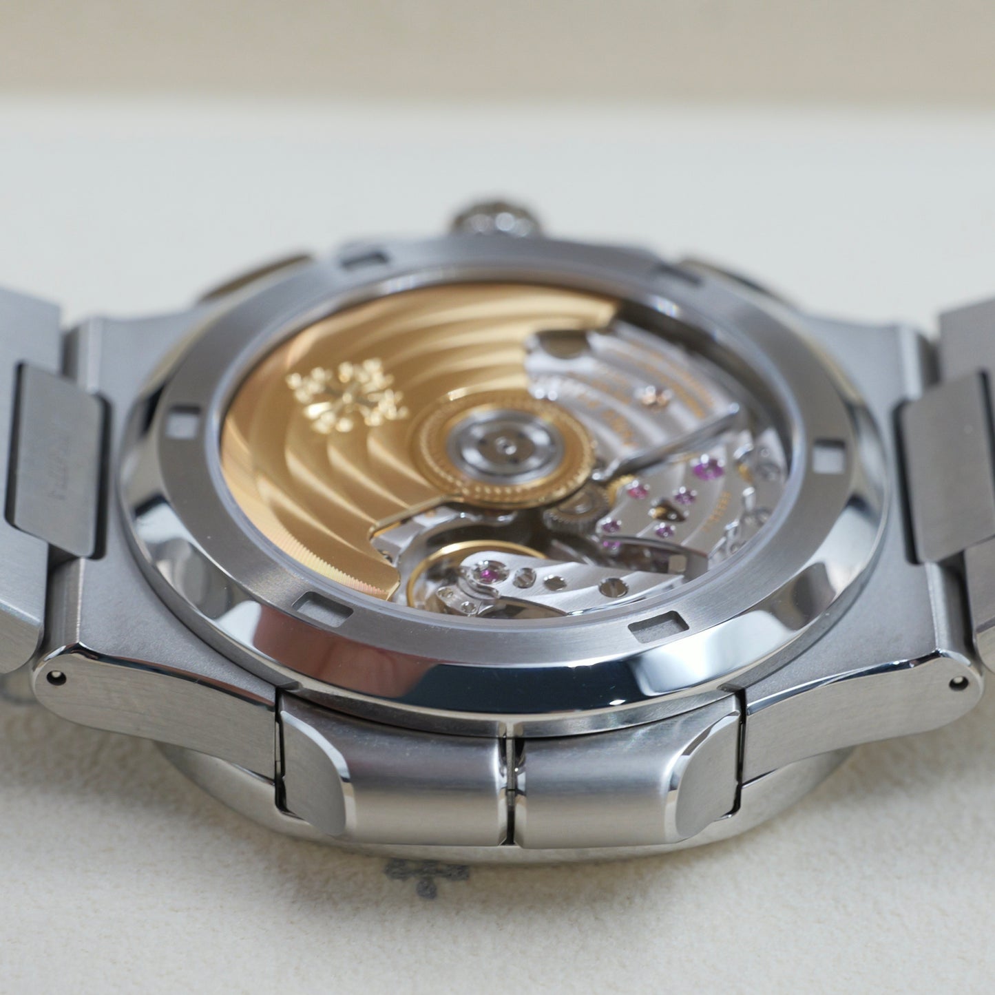 Patek Philippe Nautilus 5990/1A-011 - Full Set (2024)