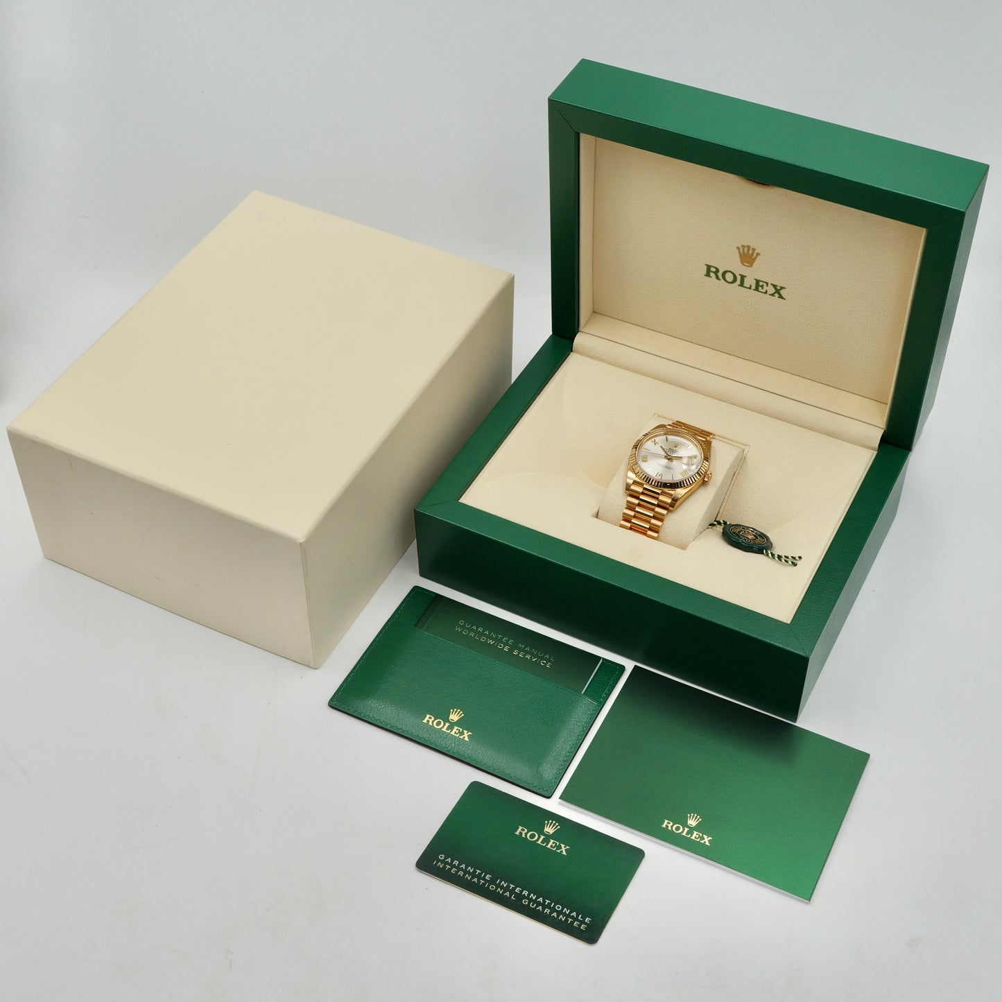 Rolex Day-Date 40 Silver Dial Yellow Gold 228238 - Full Set (2021) - (Fully Stickered)