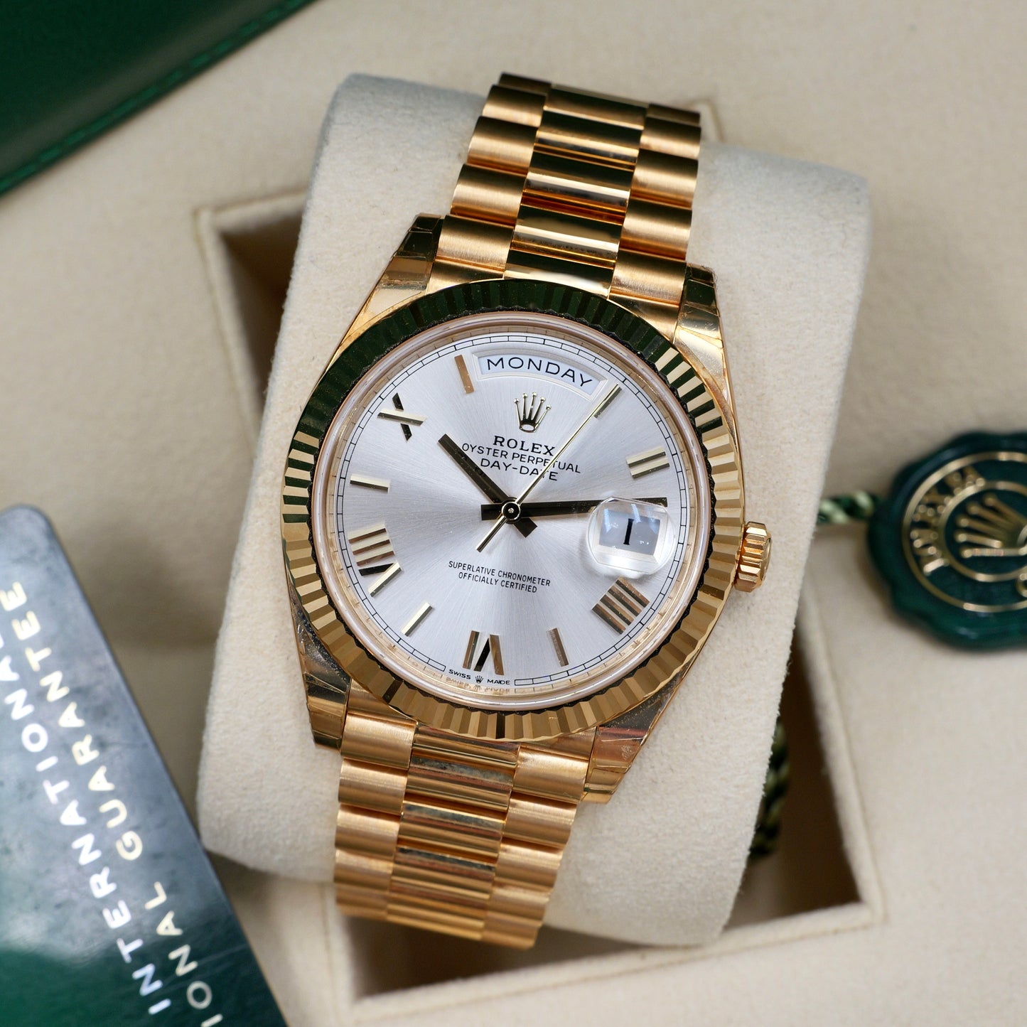 Rolex Day-Date 40 Silver Dial Yellow Gold 228238 - Full Set (2021) - (Fully Stickered)