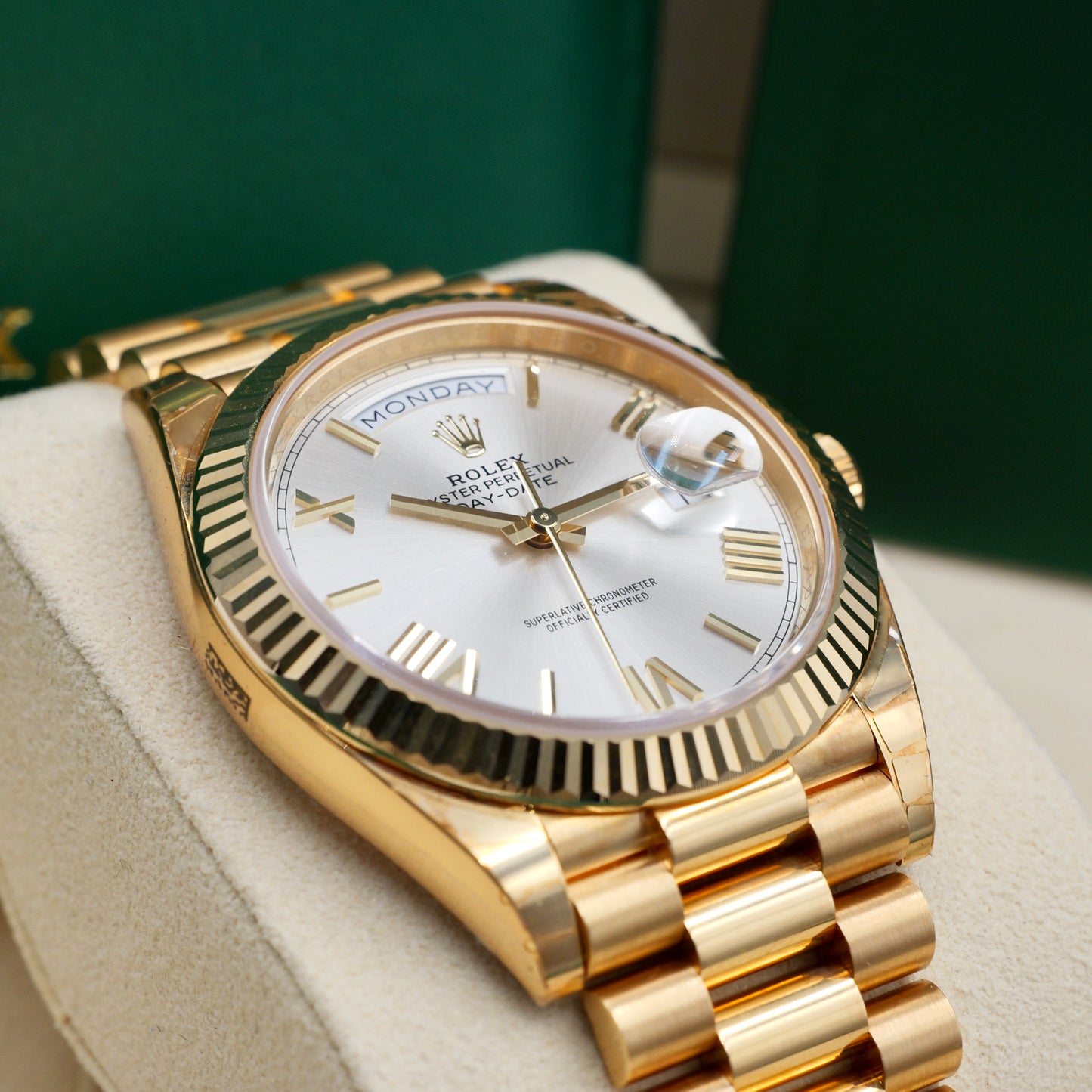 Rolex Day-Date 40 Silver Dial Yellow Gold 228238 - Full Set (2021) - (Fully Stickered)