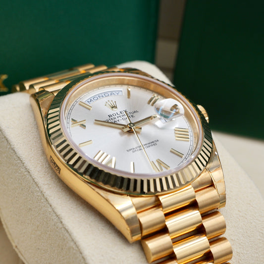 Rolex Day-Date 40 Silver Dial Yellow Gold 228238 - Full Set (2021) - (Fully Stickered)