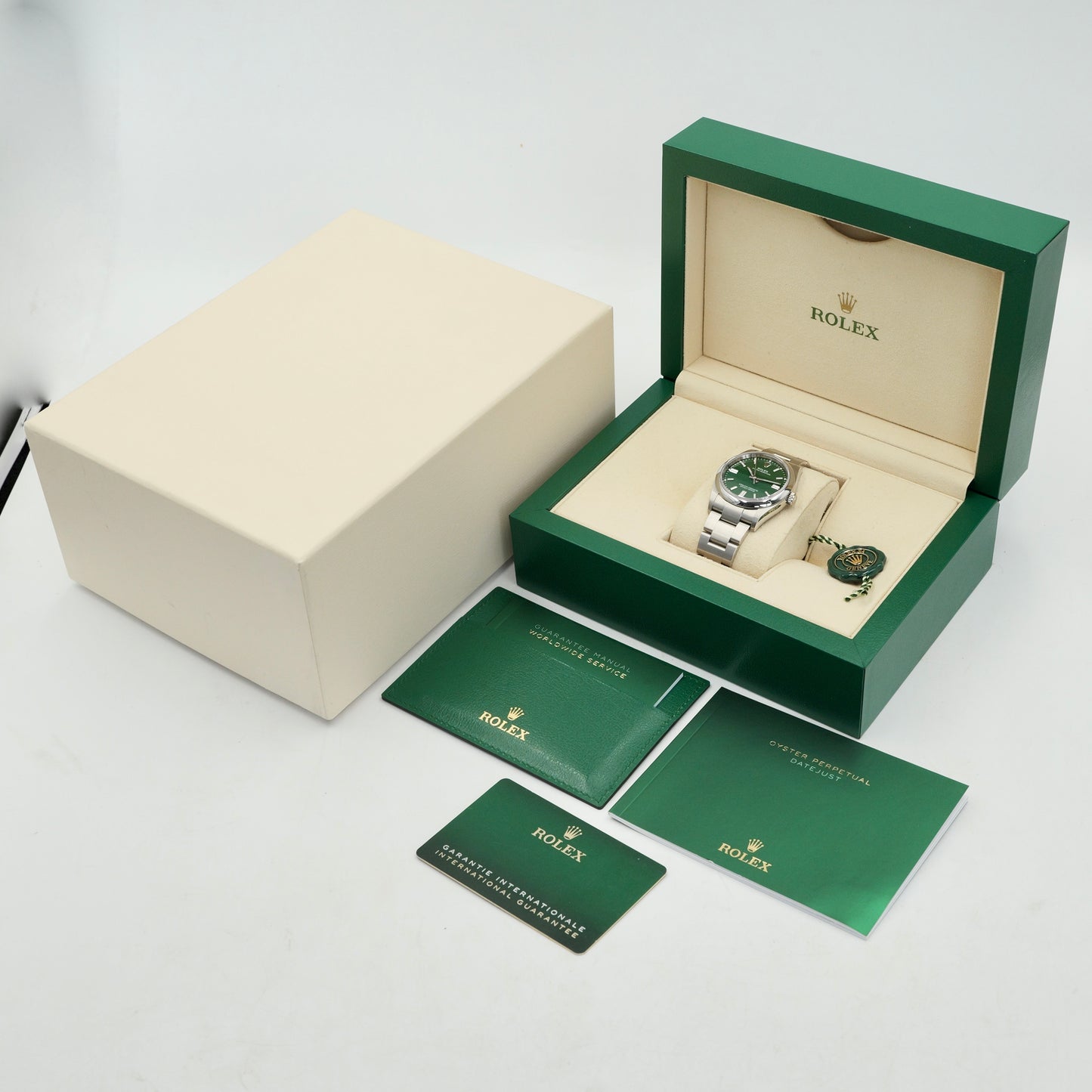Rolex Oyster Perpetual 36 Green Dial 126000 - Full Set (2022)