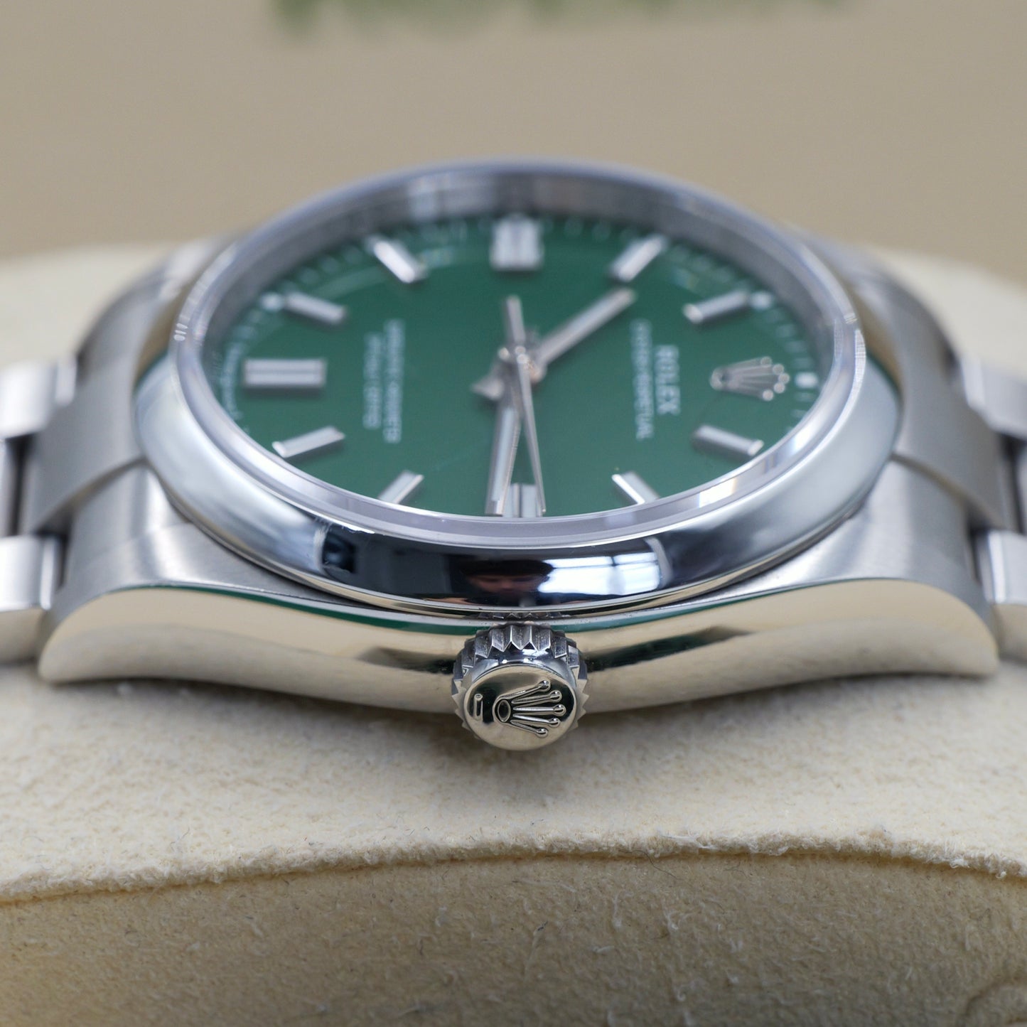 Rolex Oyster Perpetual 36 Green Dial 126000 - Full Set (2022)