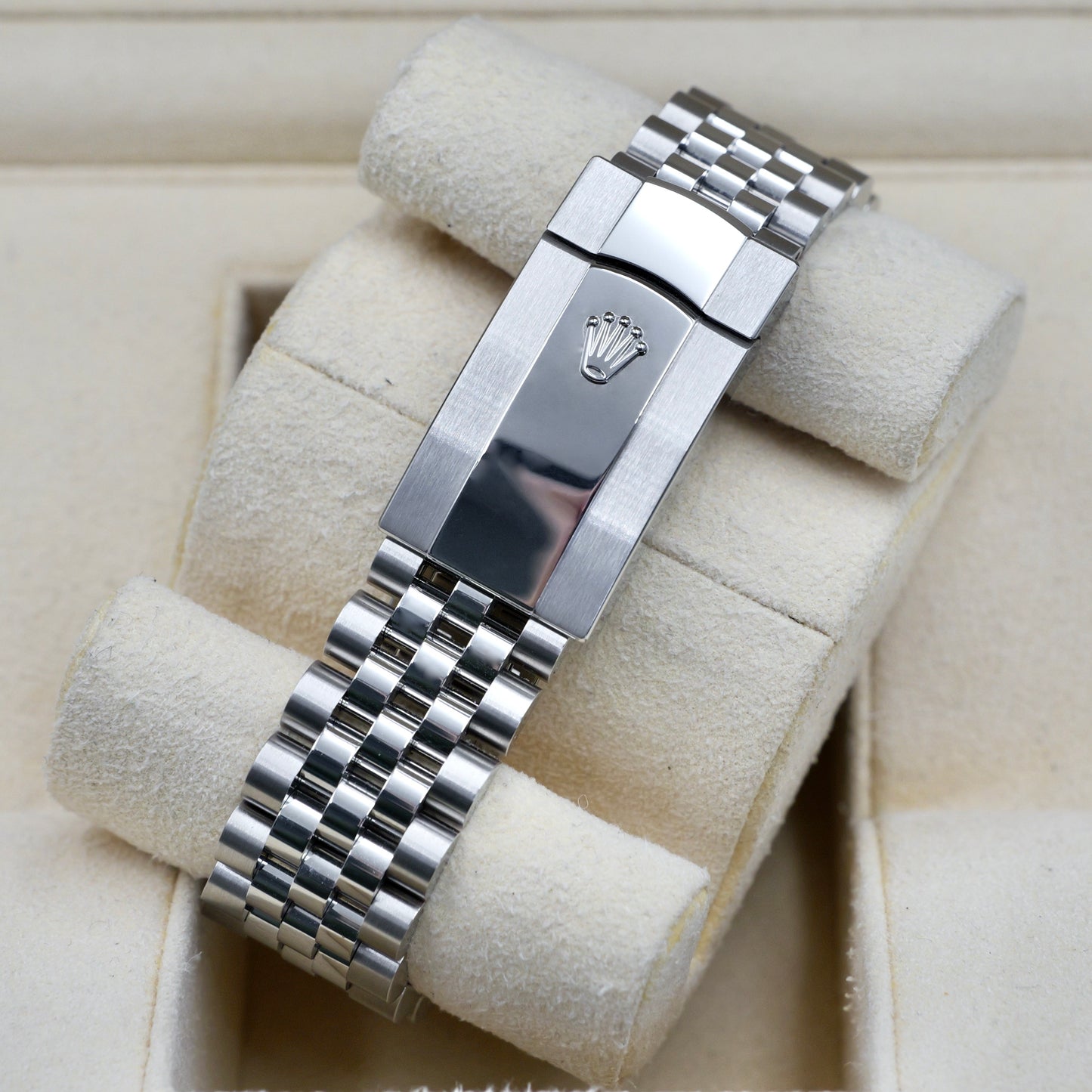 Rolex Datejust 41 Blue Baton Dial 126334 - Full Set (2020)