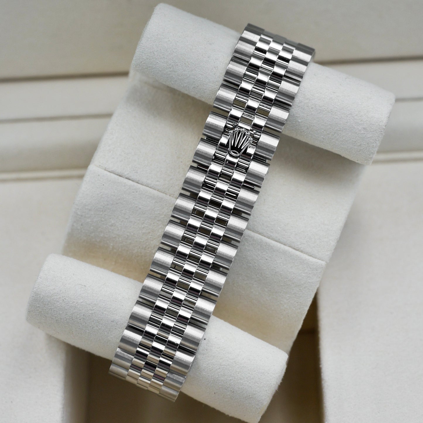 Rolex Datejust 31 Black Roman Numeral Dial - Full Set (278274)