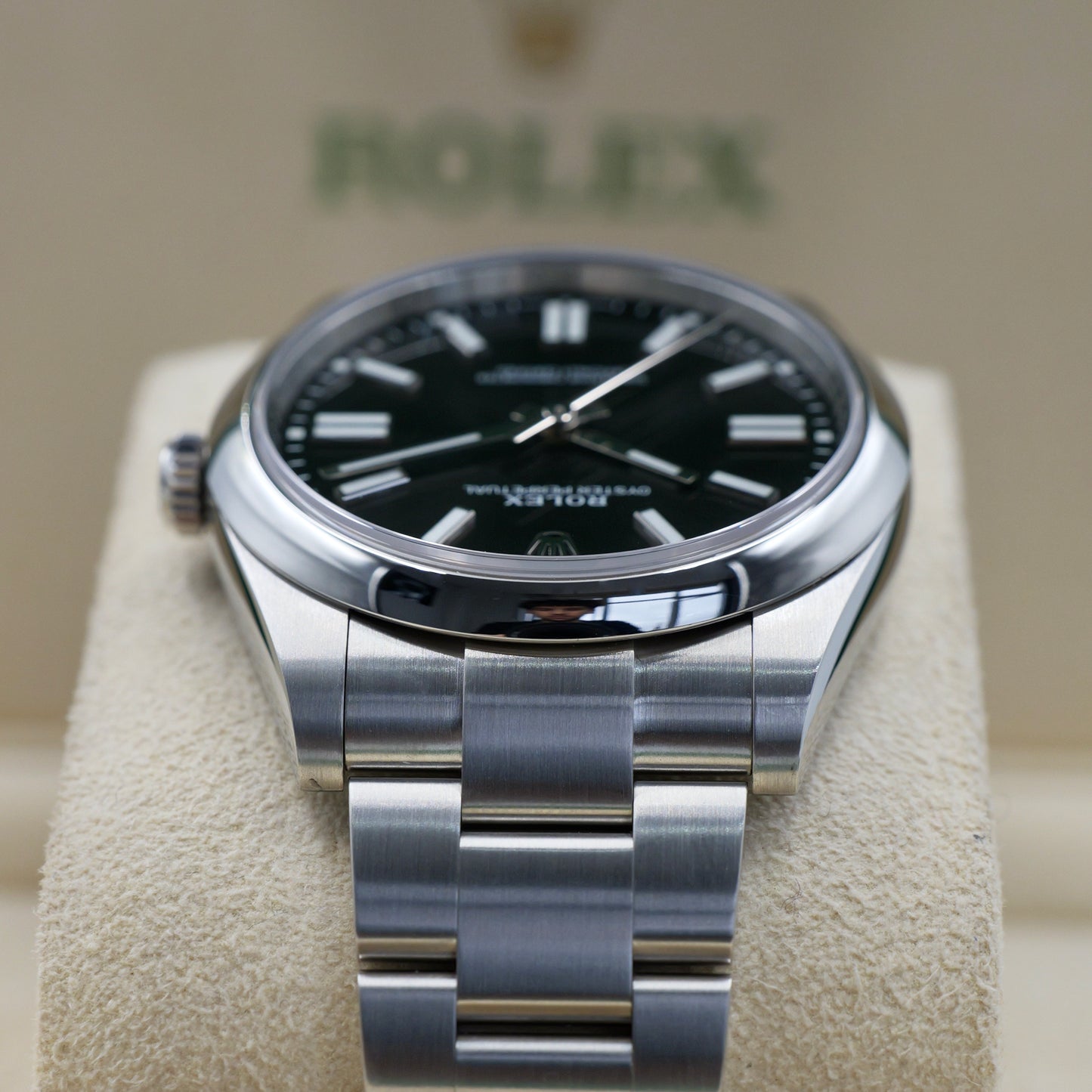 Rolex Oyster Perpetual 41 Black Dial 124300 - Full Set (2024)