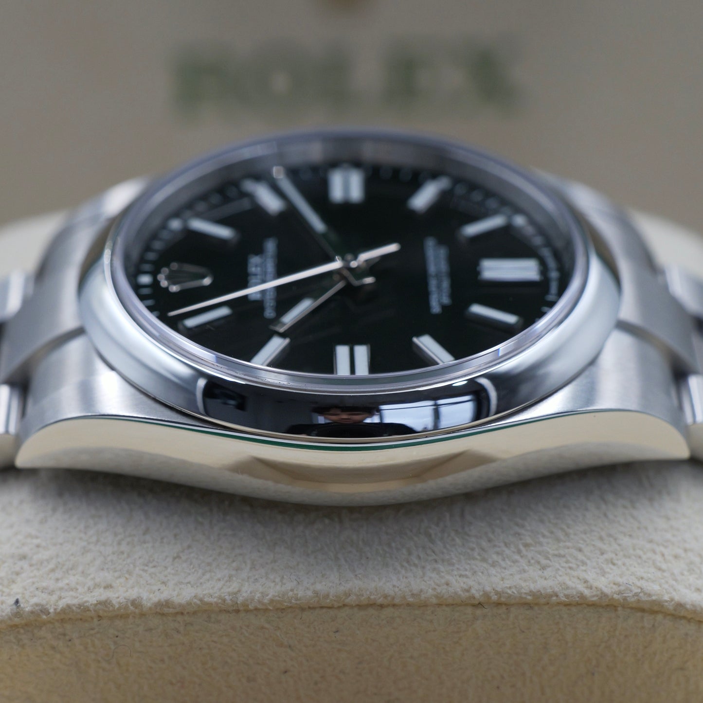 Rolex Oyster Perpetual 41 Black Dial 124300 - Full Set (2024)