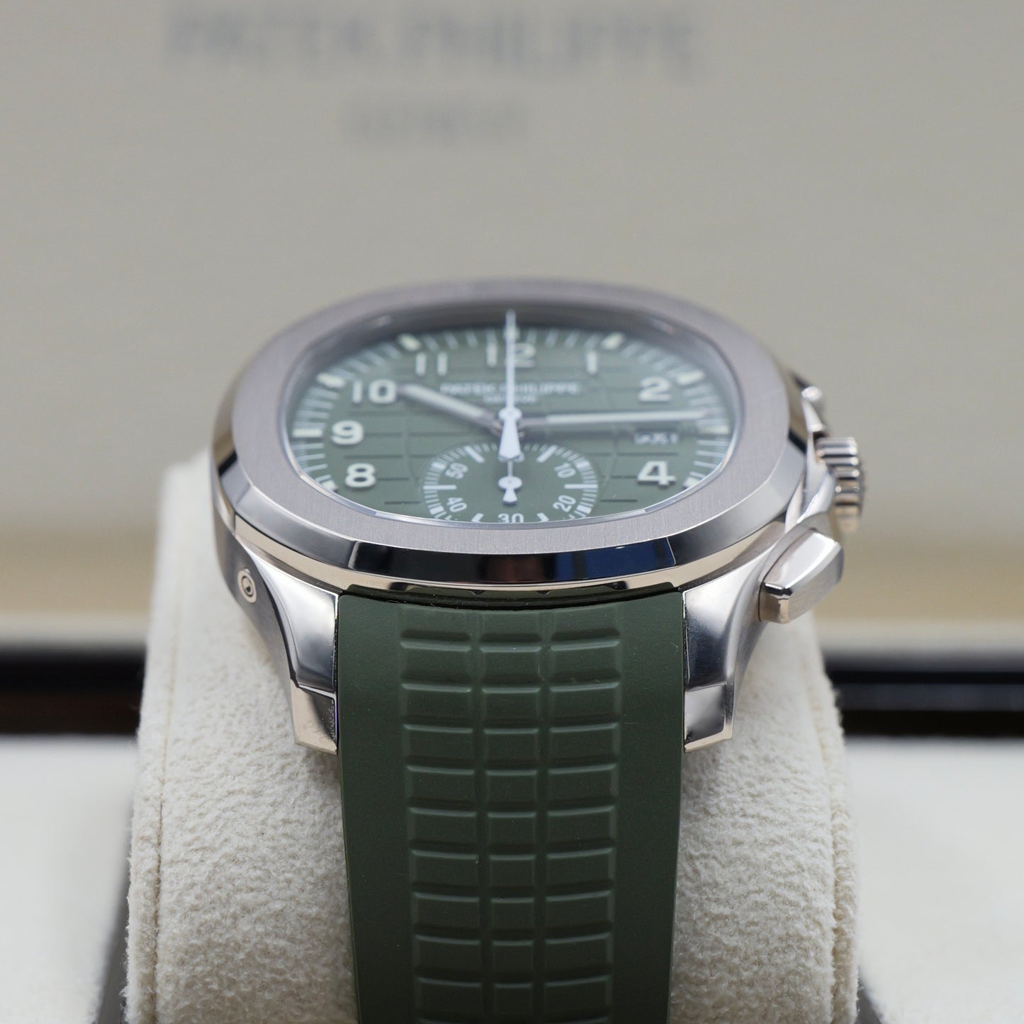 Patek Philippe Aquanaut Green 5968G - Full Set (2025)
