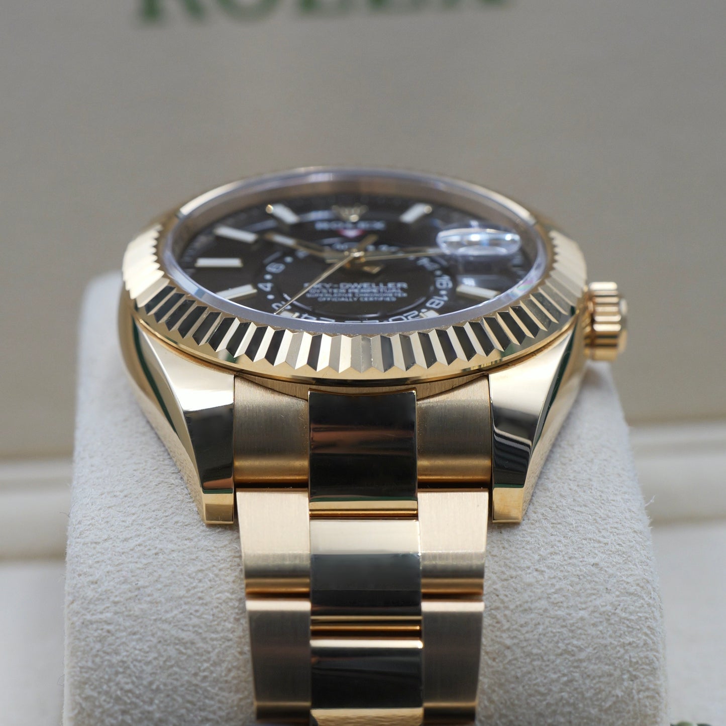 Rolex Sky-Dweller Yellow Gold 326938 - Full Set (2021)