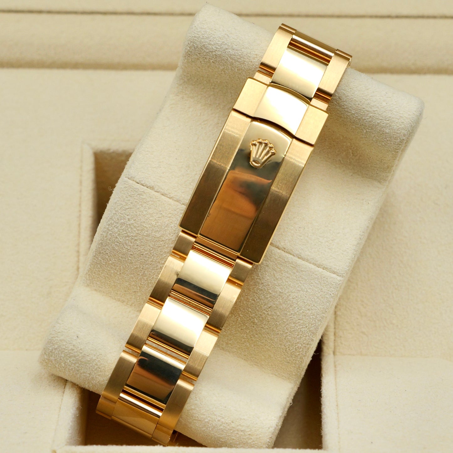 Rolex Sky-Dweller Yellow Gold 326938 - Full Set (2021)