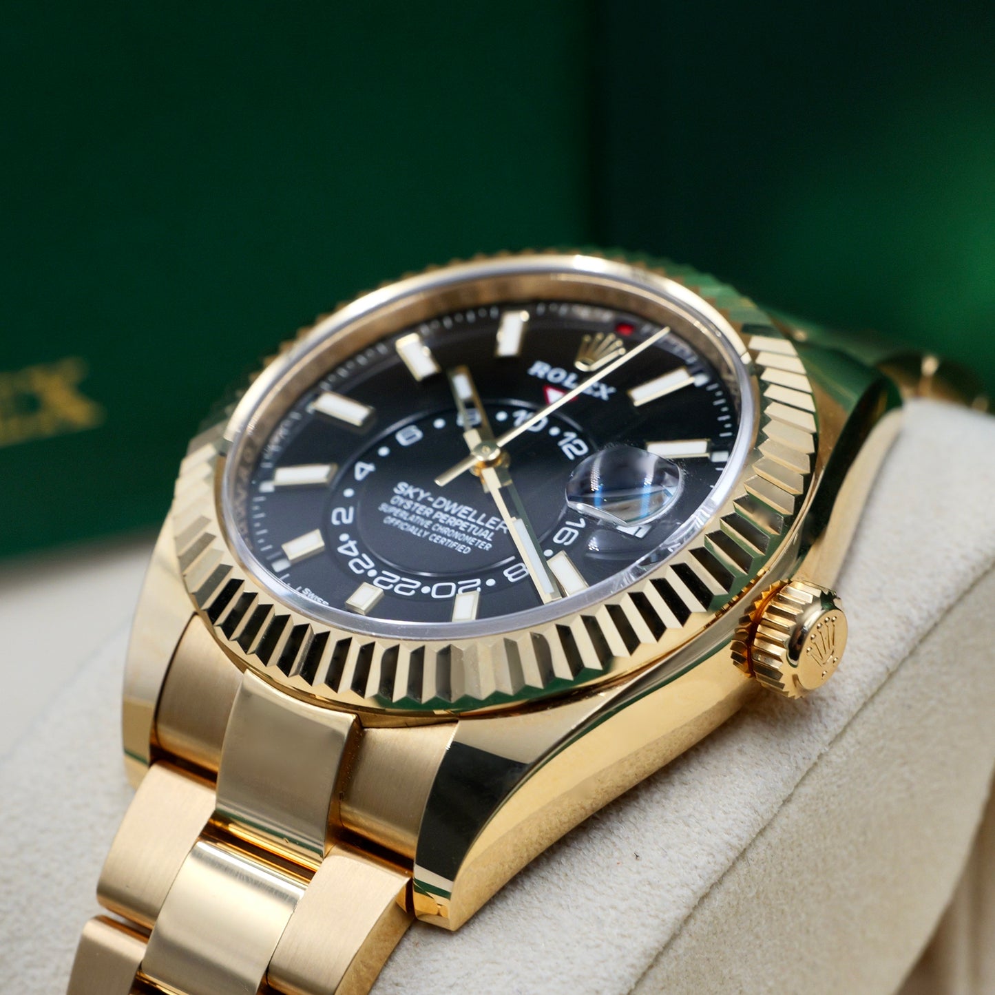 Rolex Sky-Dweller Yellow Gold 326938 - Full Set (2021)
