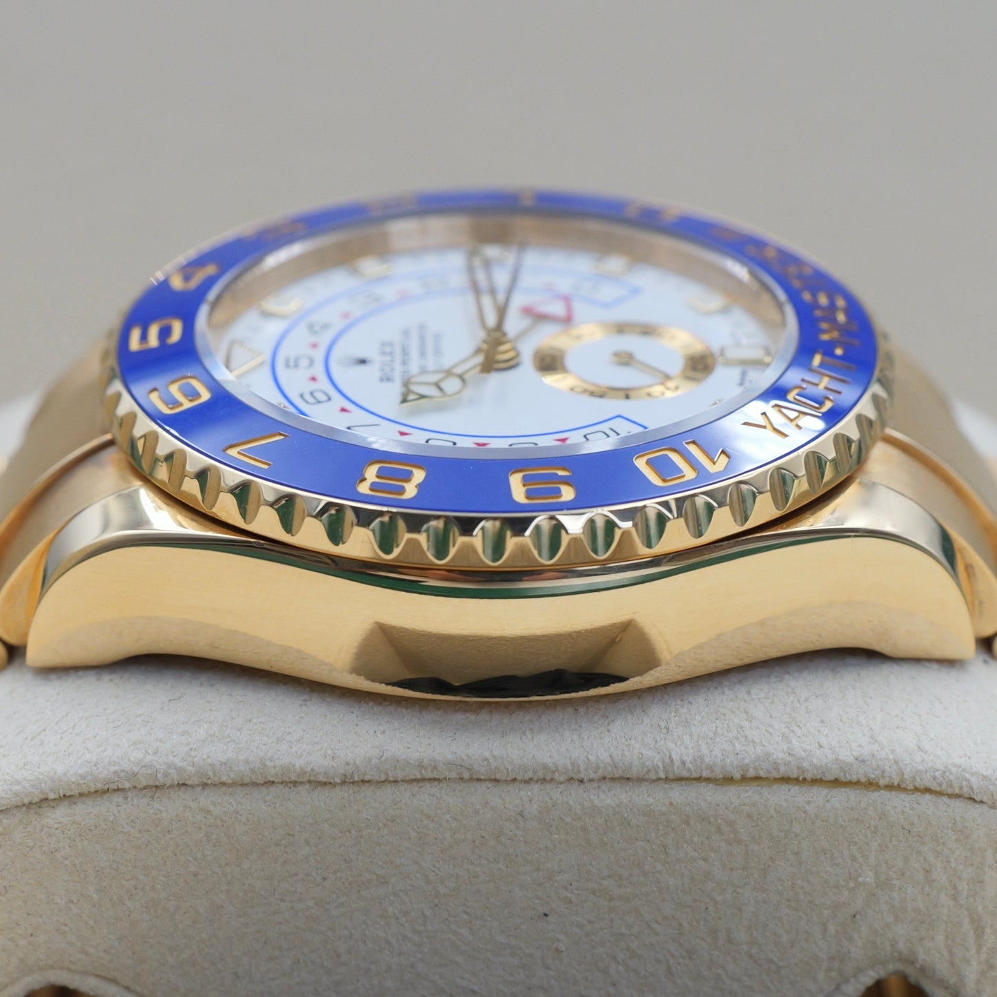 Rolex Yacht-Master II Yellow Gold 116688 - Full Set (2021)