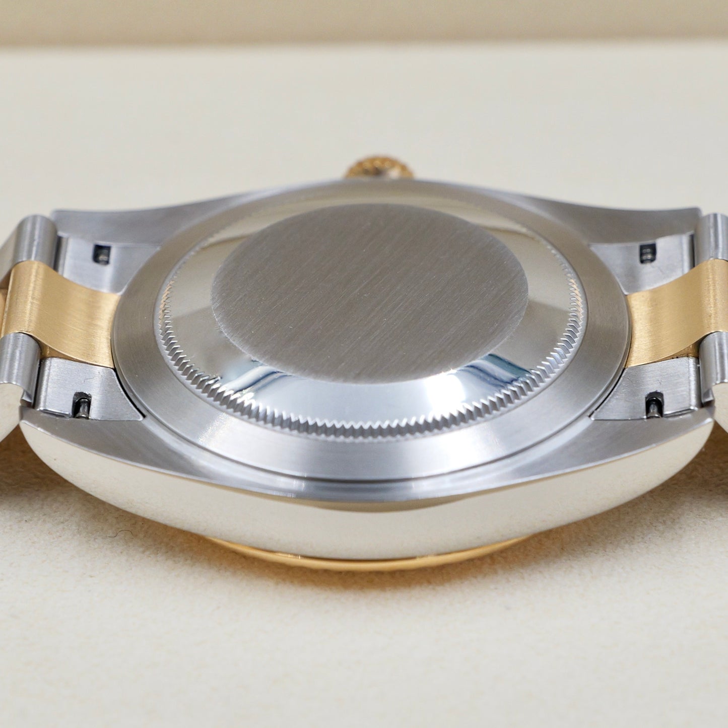 Rolex Datejust 41 Black Dial Steel and Yellow Gold 126333 - Full Set (2021)