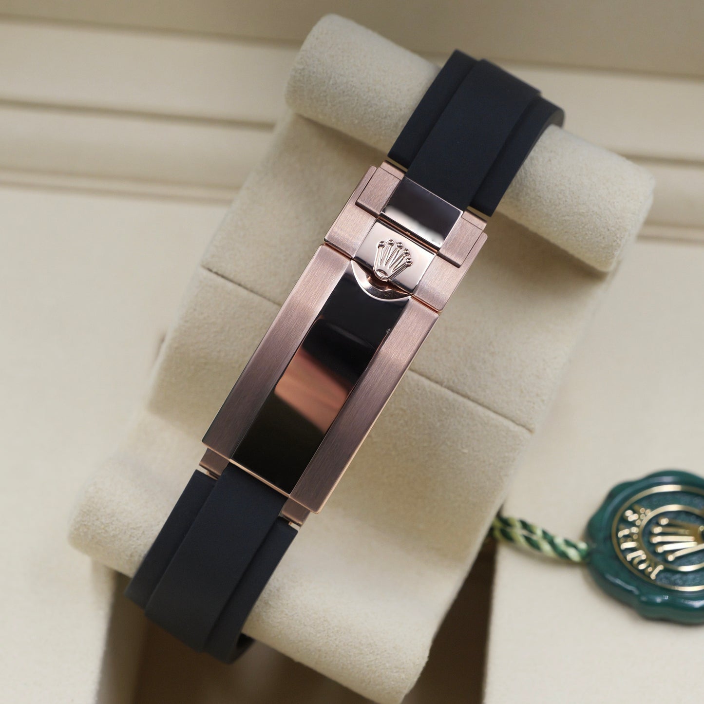 Rolex Daytona Sun Dust Dial Oysterflex 126515LN - Full Set (2025)